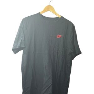 Nike Black and Red Short Sleeve Tee